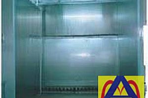 Water curtain spray booth